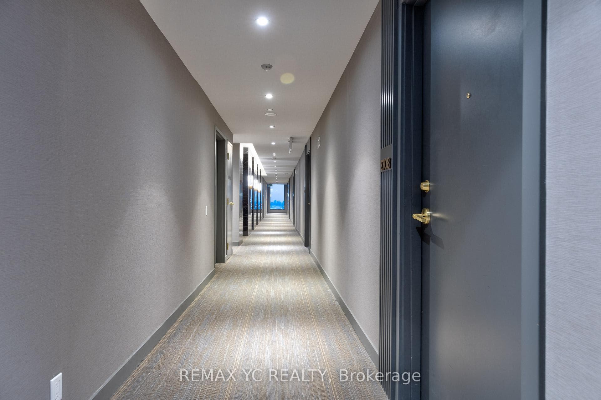 5 Buttermill Avenue Unit 2709 photo 23