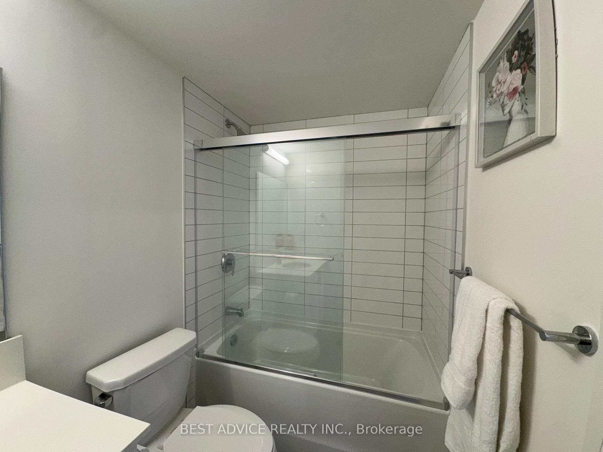 58 Lakeside Terrace Unit 802 photo 9