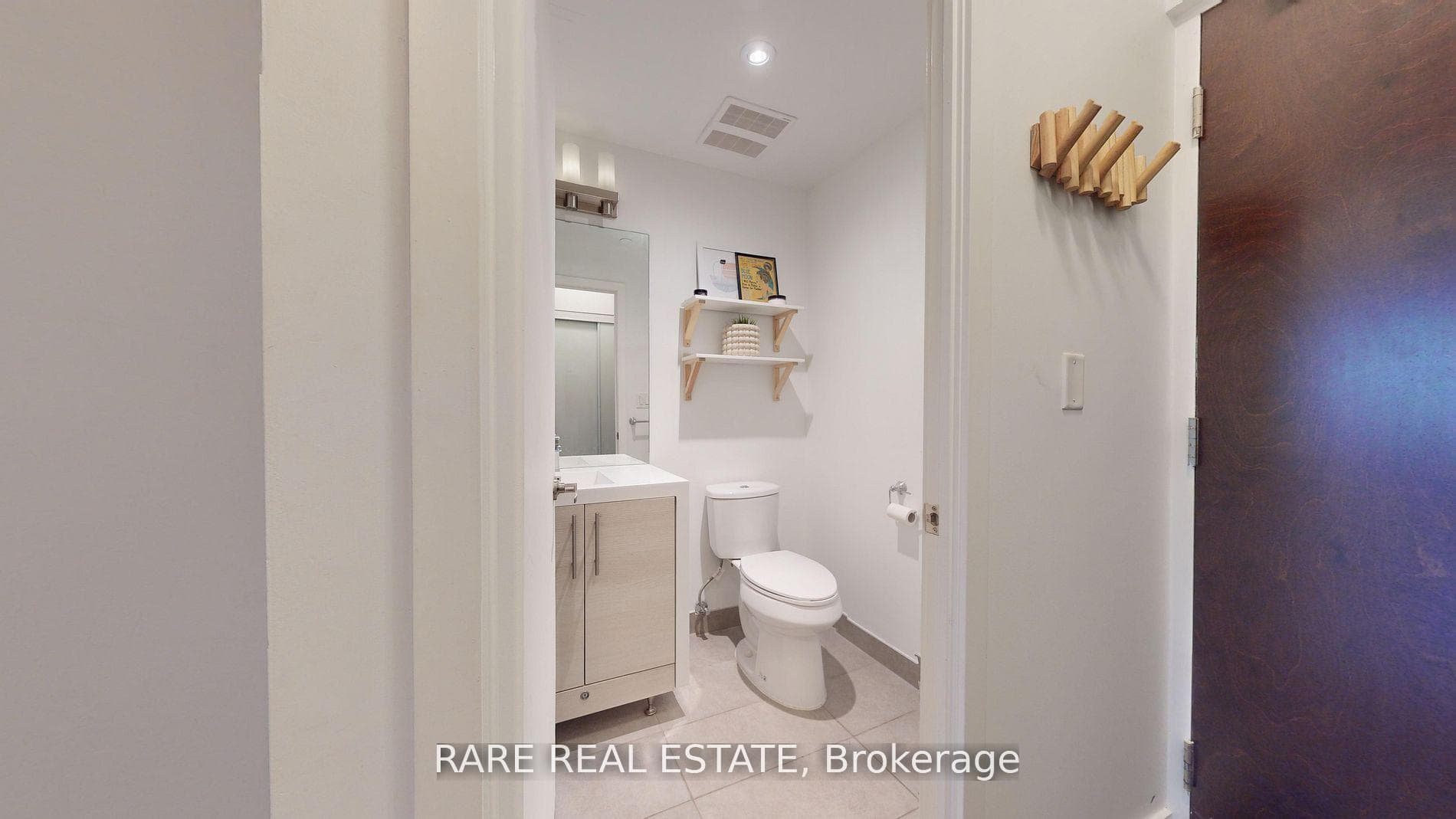 205 Manning Avenue Unit 102 photo 10