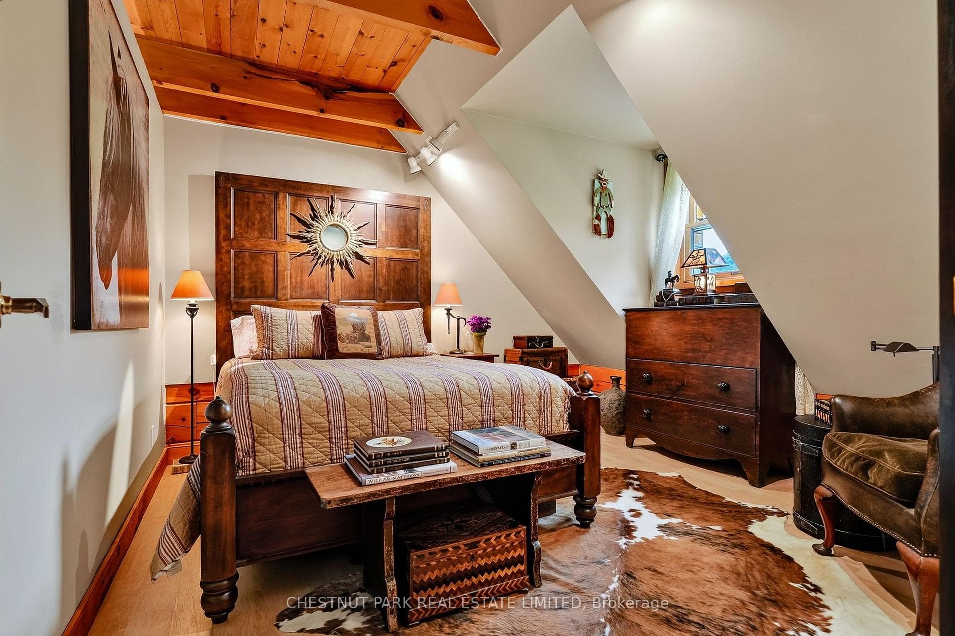 2nd bedroom, 2nd level