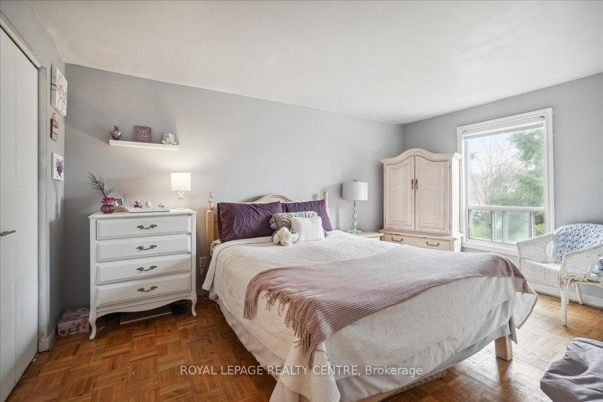 3359 Mainsail Crescent photo 24
