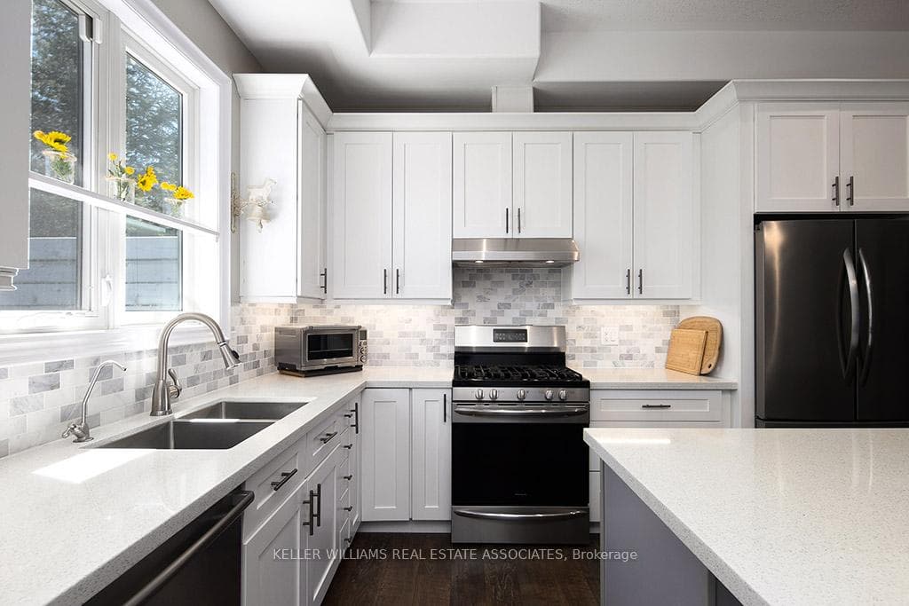 225 Deerbrook Drive photo 11