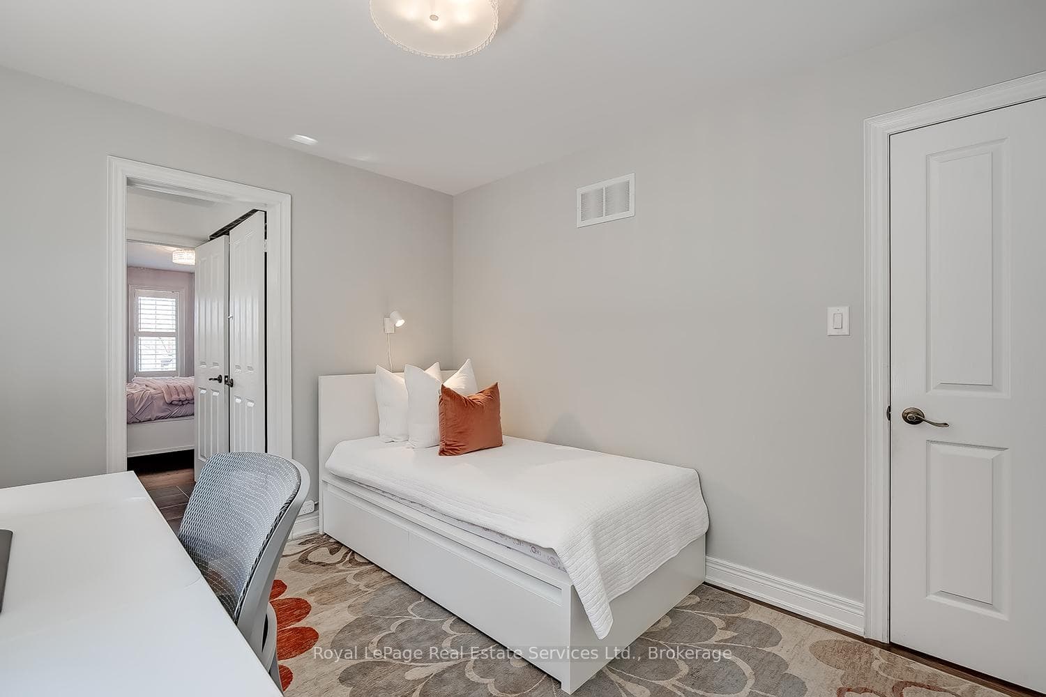5447 Freshwater Drive photo 31