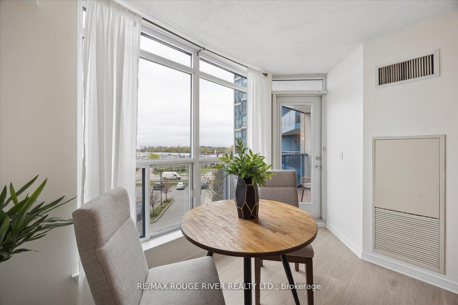 340 Watson Street Unit 305 photo 14