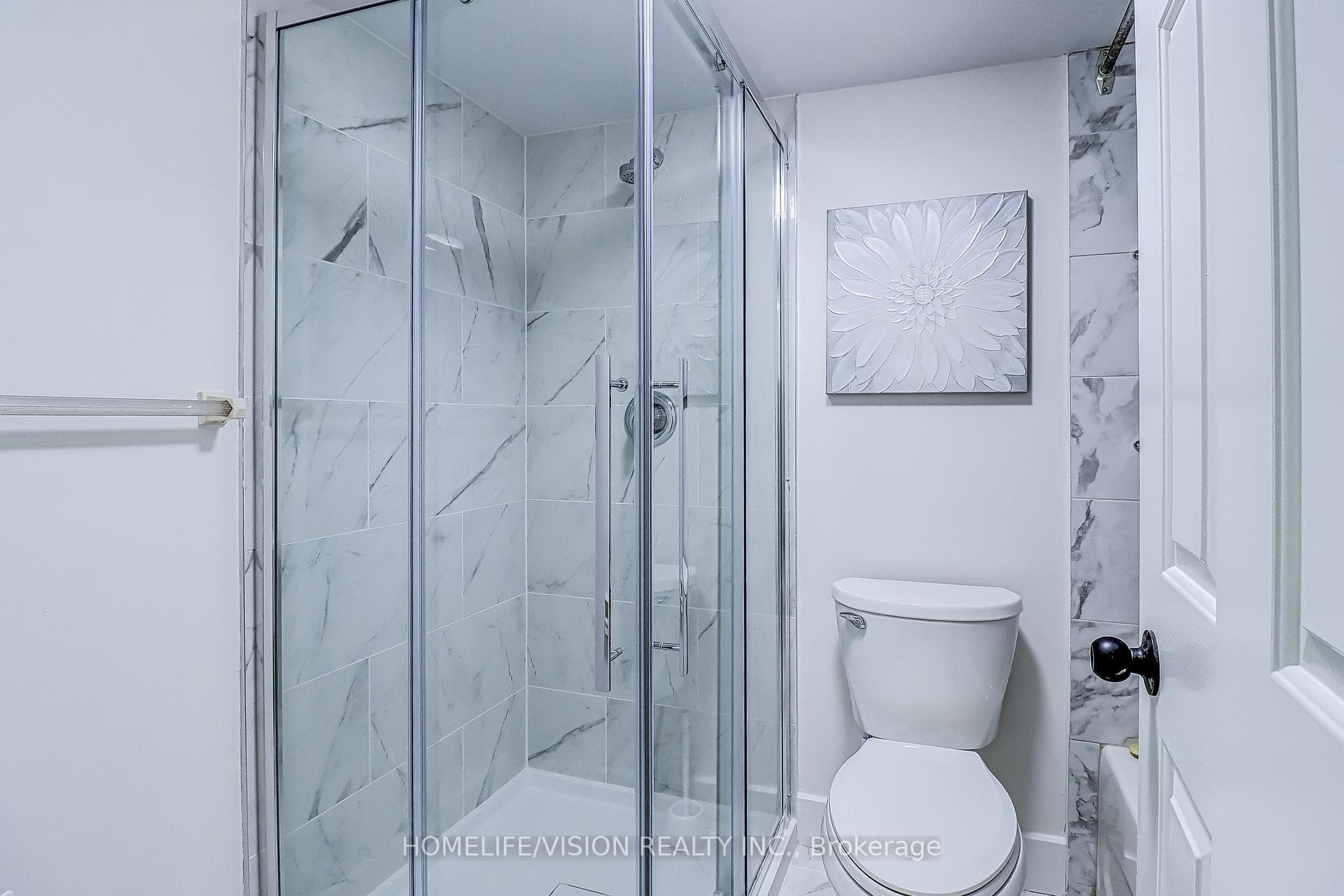131 Beecroft Road Unit 207 photo 27