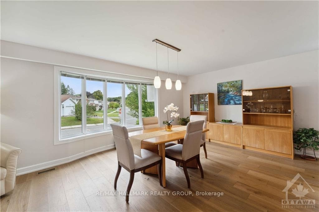 42 RIDGEBURN Gate photo 8