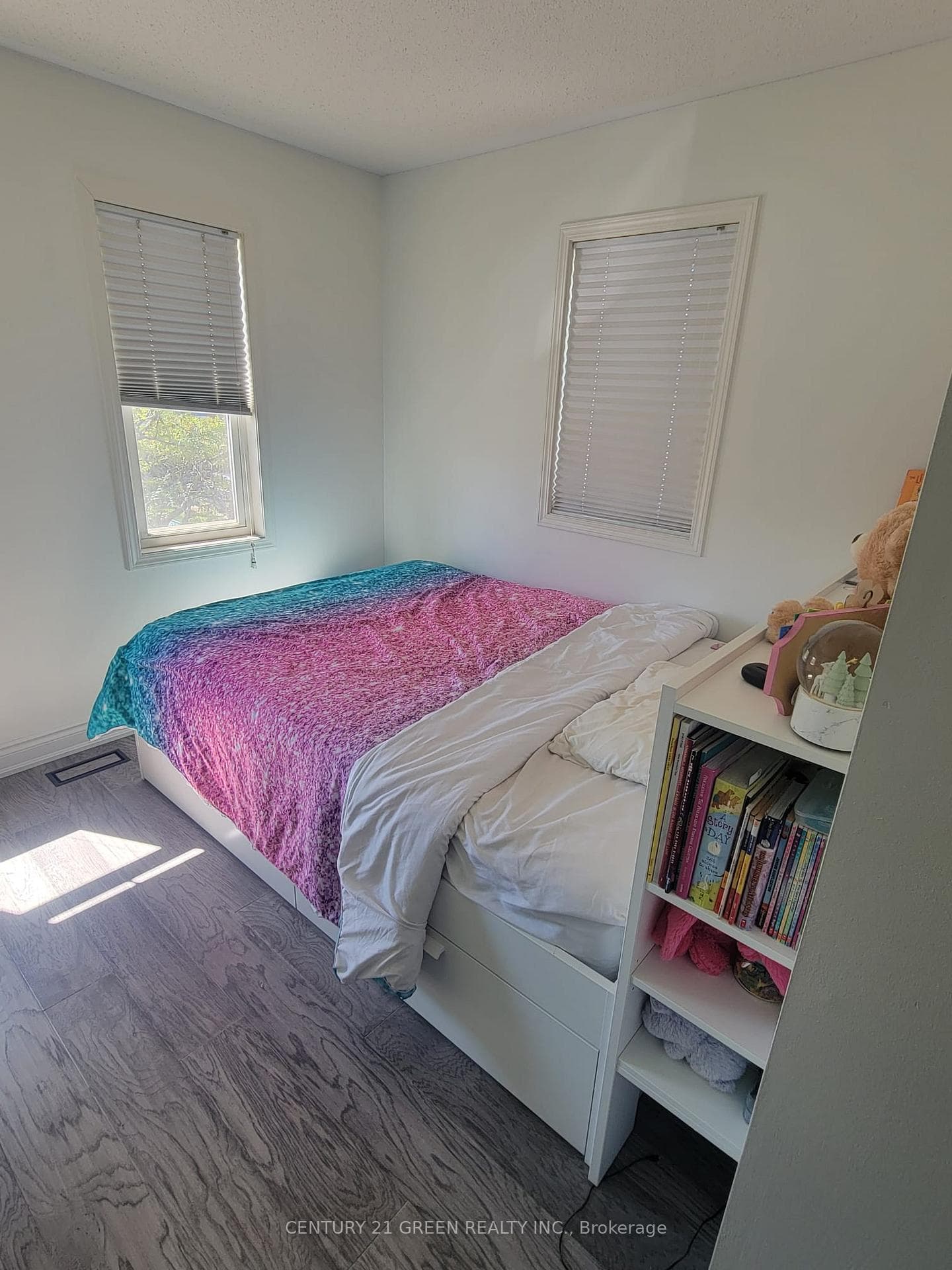 21 Mortimer Drive photo 20