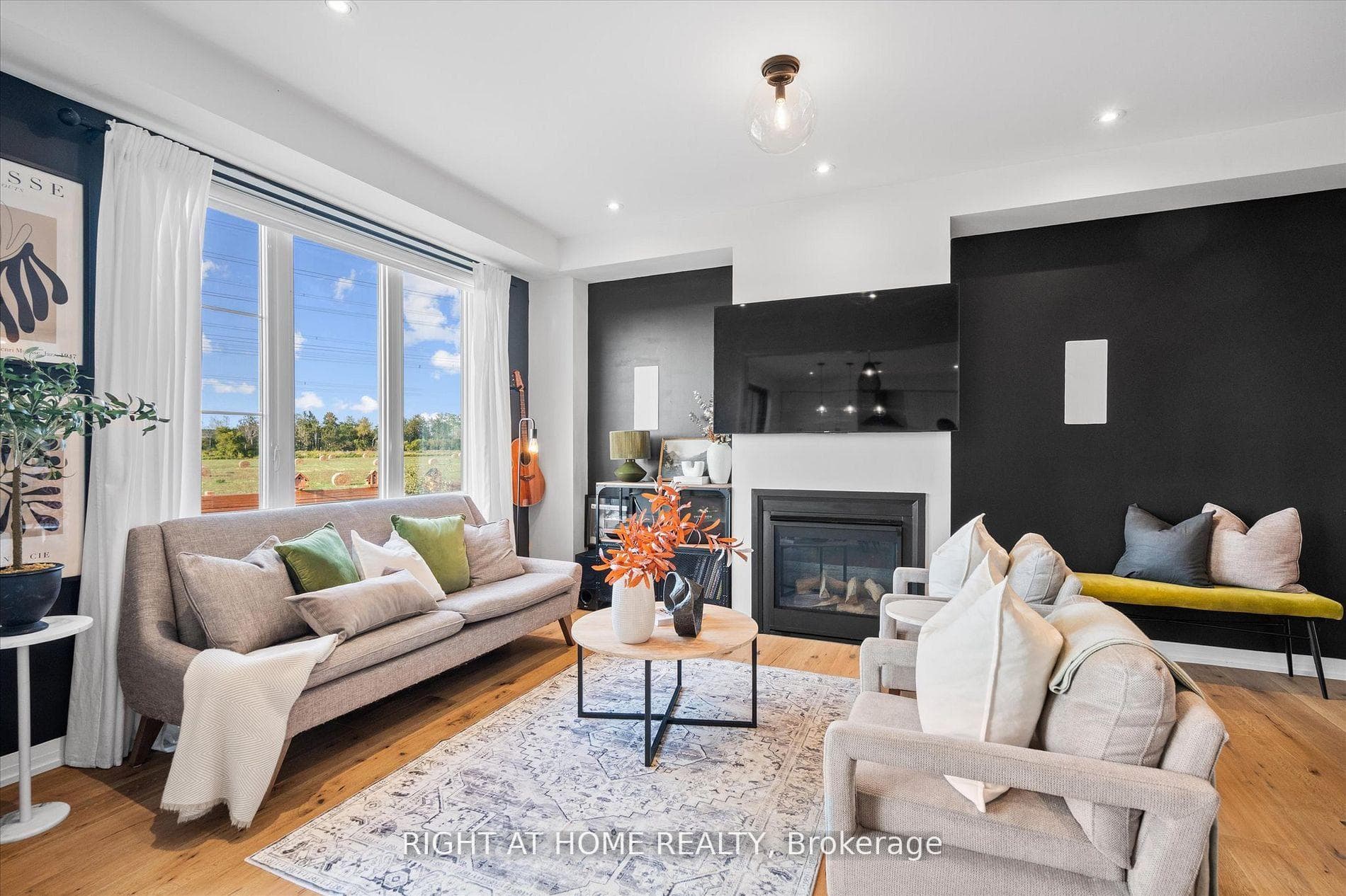 191 Yacht Drive photo 4