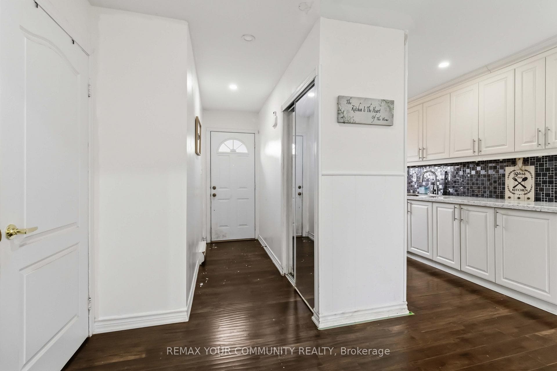 11 Grantbrook Court photo 1