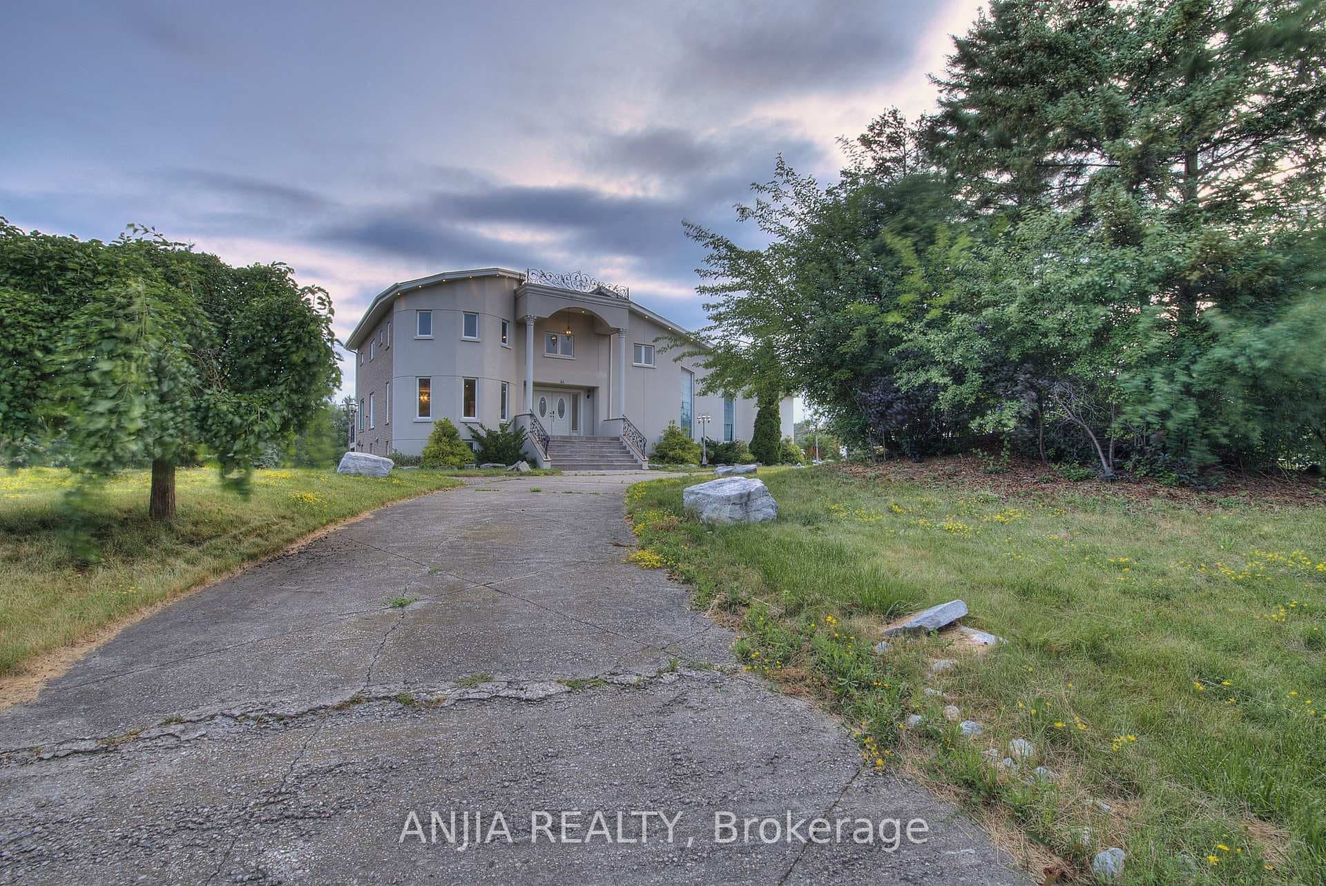 44 Bellini Avenue photo 48