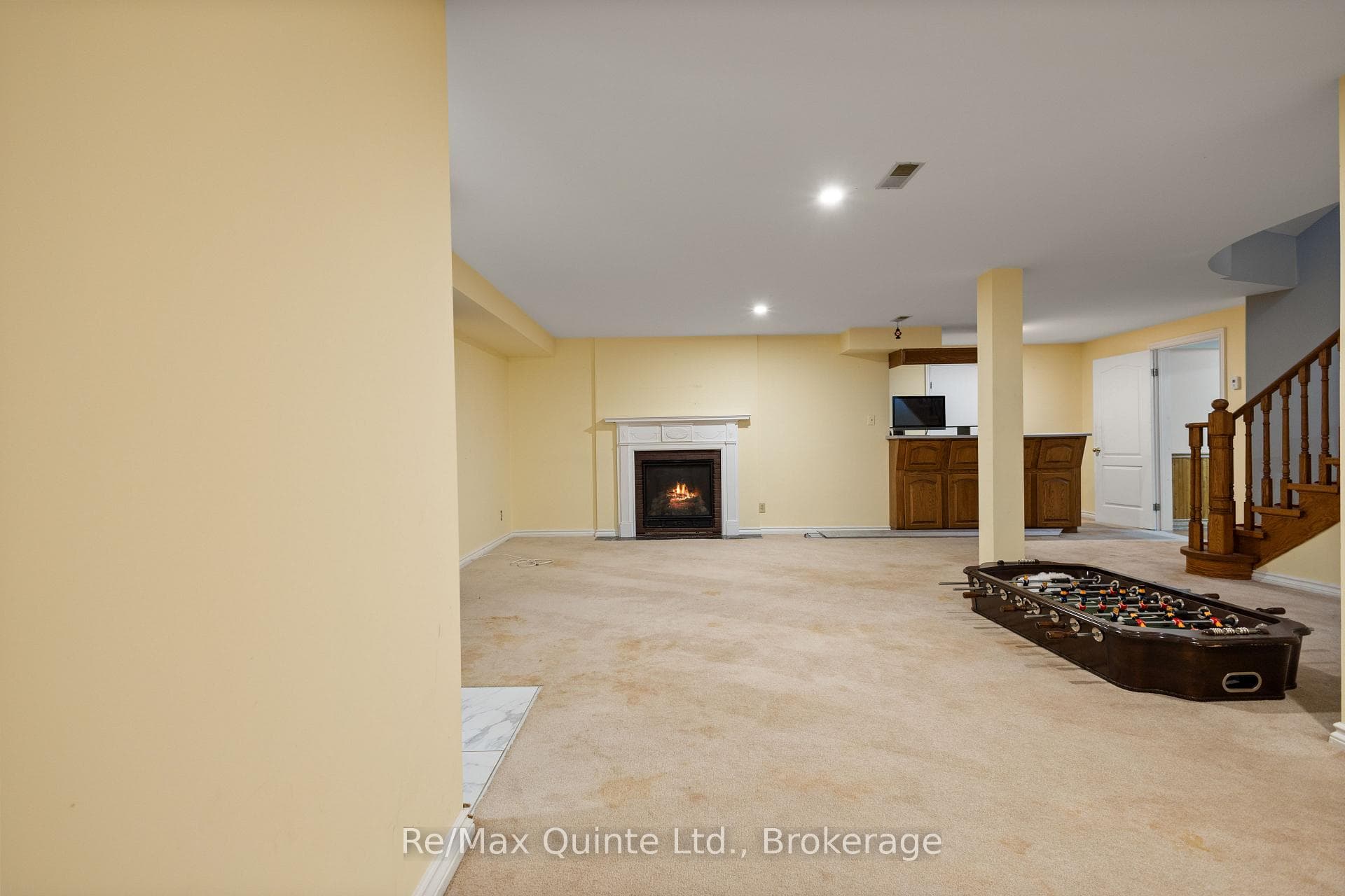 17 Applewood Court photo 43