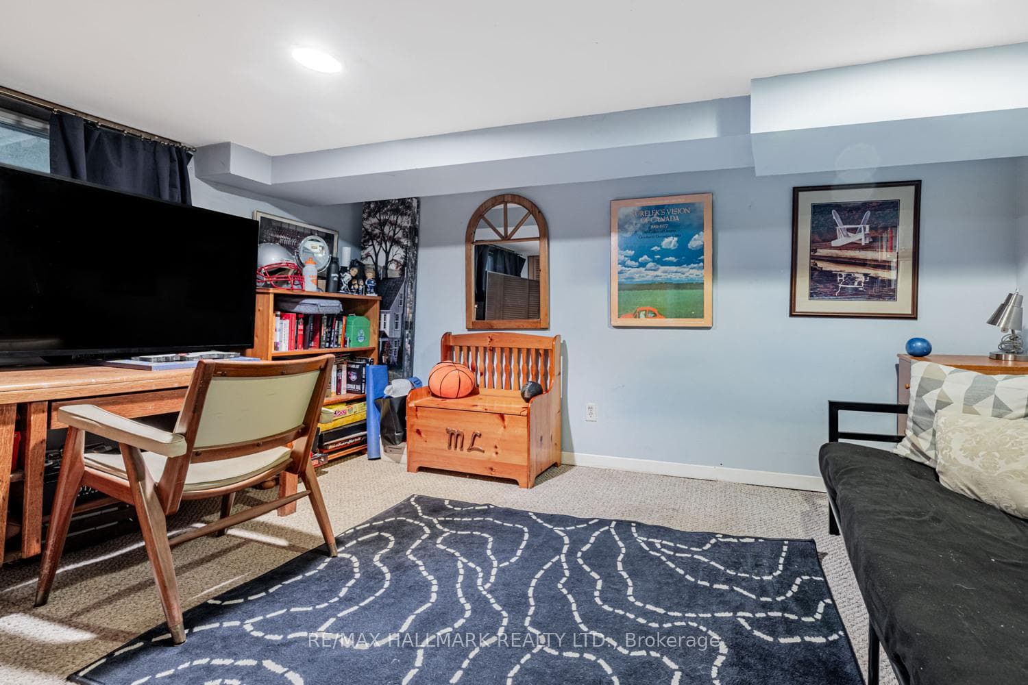 248 CASTLEFIELD Avenue photo 22