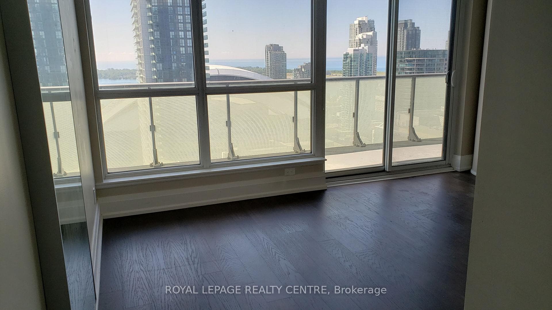 8 Mercer Street Unit 3006 photo 2