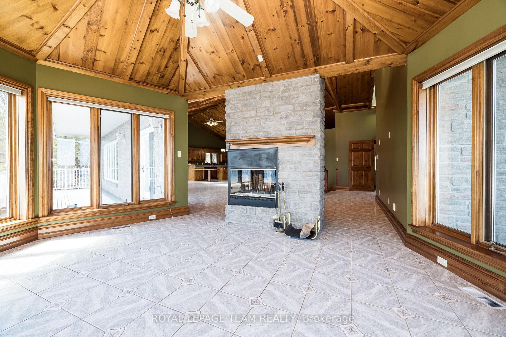 605 Big Rideau North Shore Road photo 14