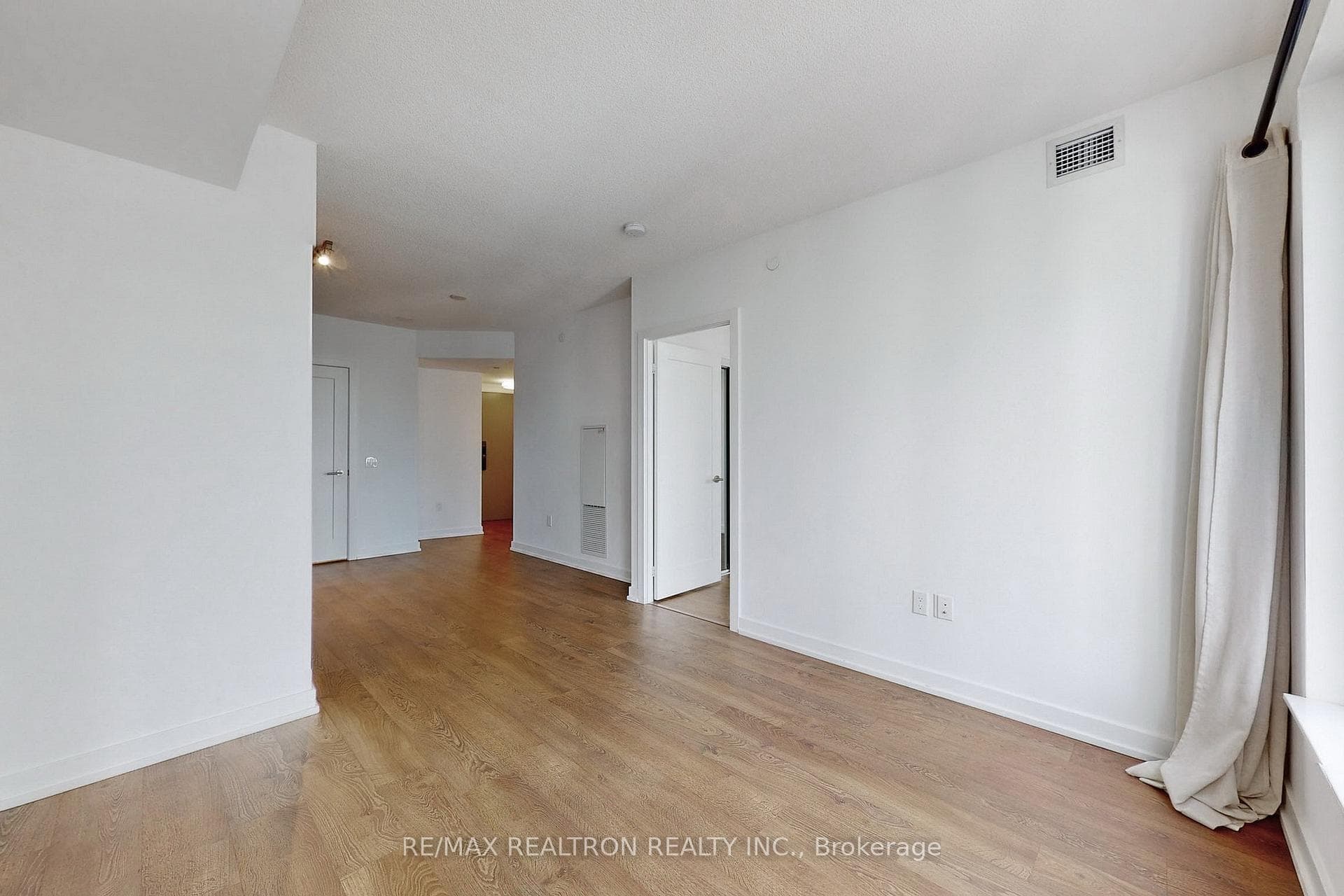 10 York Street Unit 2013 photo 10
