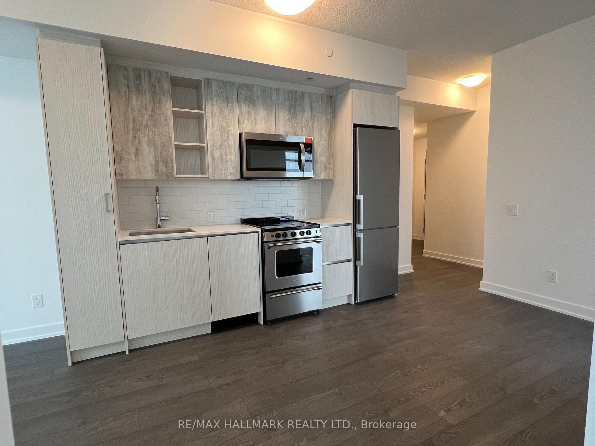 251 Manitoba Street Unit 1102 photo 5