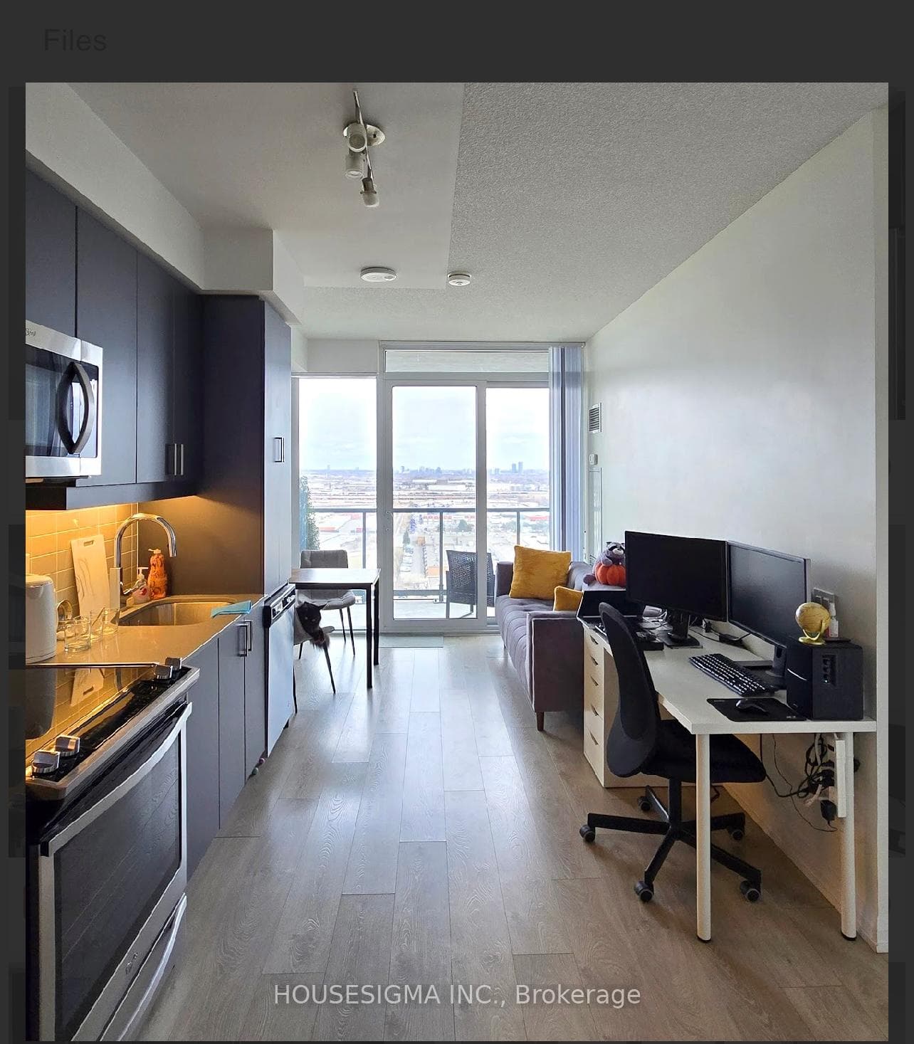 7895 Jane Street Unit 2018 photo 5