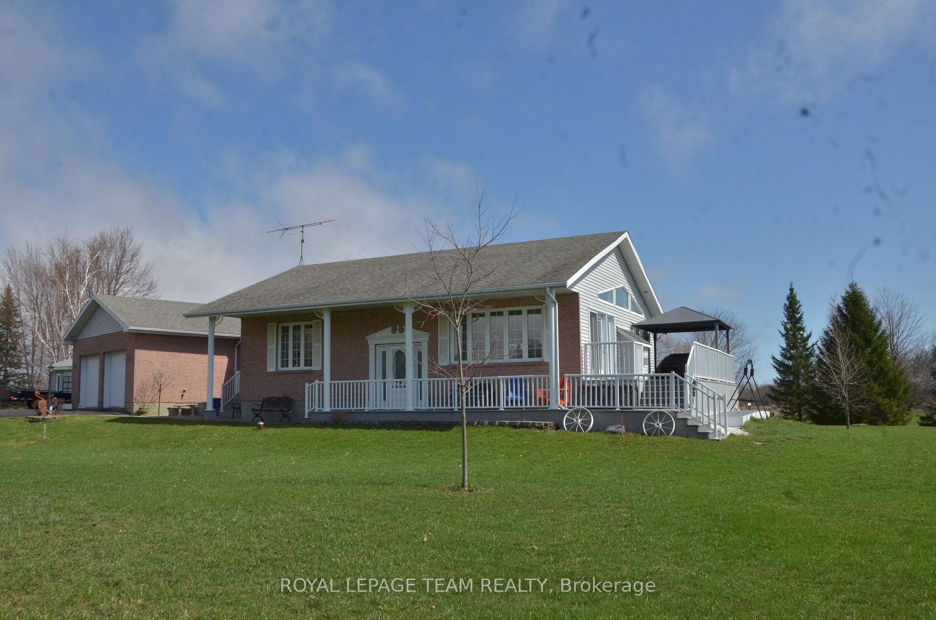 11708 Breezewood Avenue photo 34