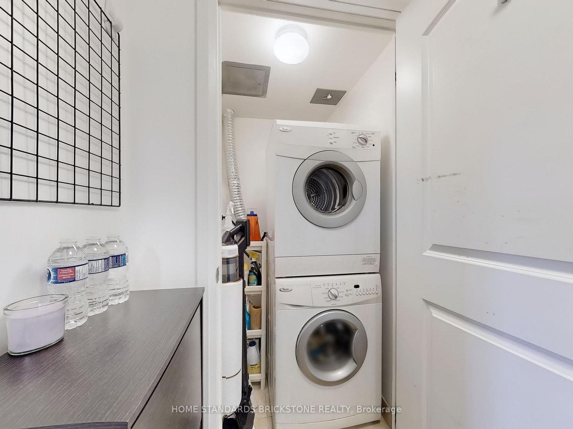 1 De Boers Drive Unit 1210 photo 24