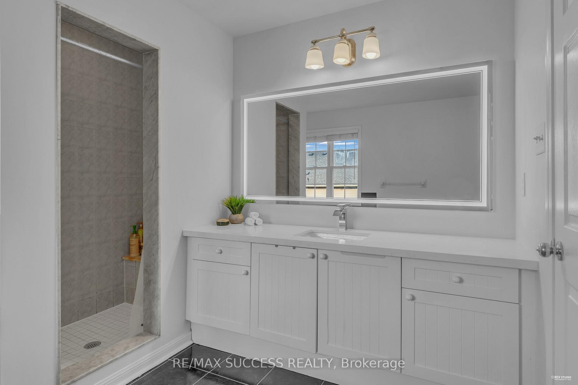2383 Cornerbrooke Crescent photo 25