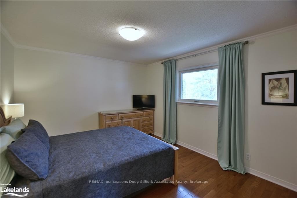 17 SILVER CREEK Drive photo 21