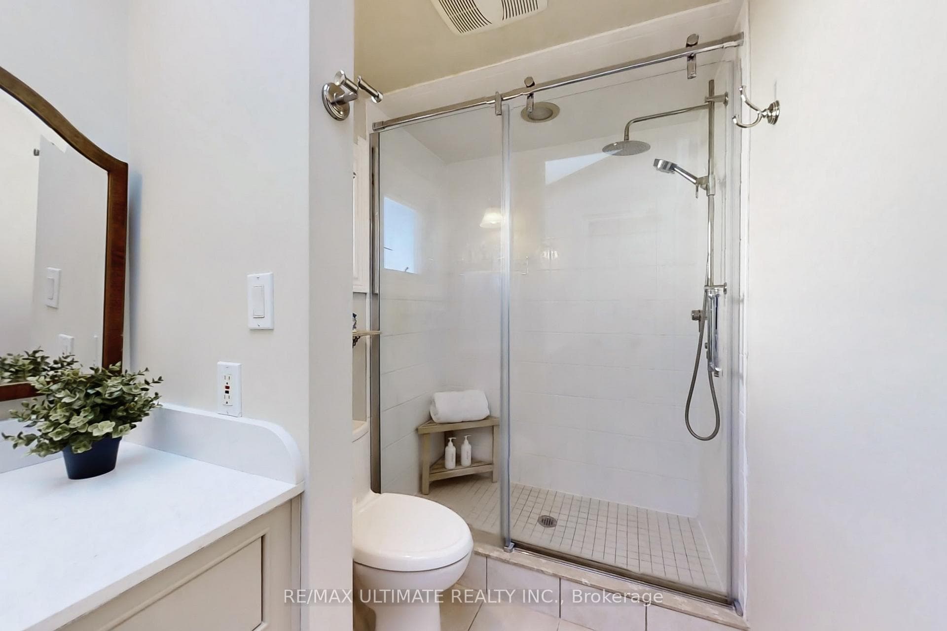57 Anstead Crescent photo 20