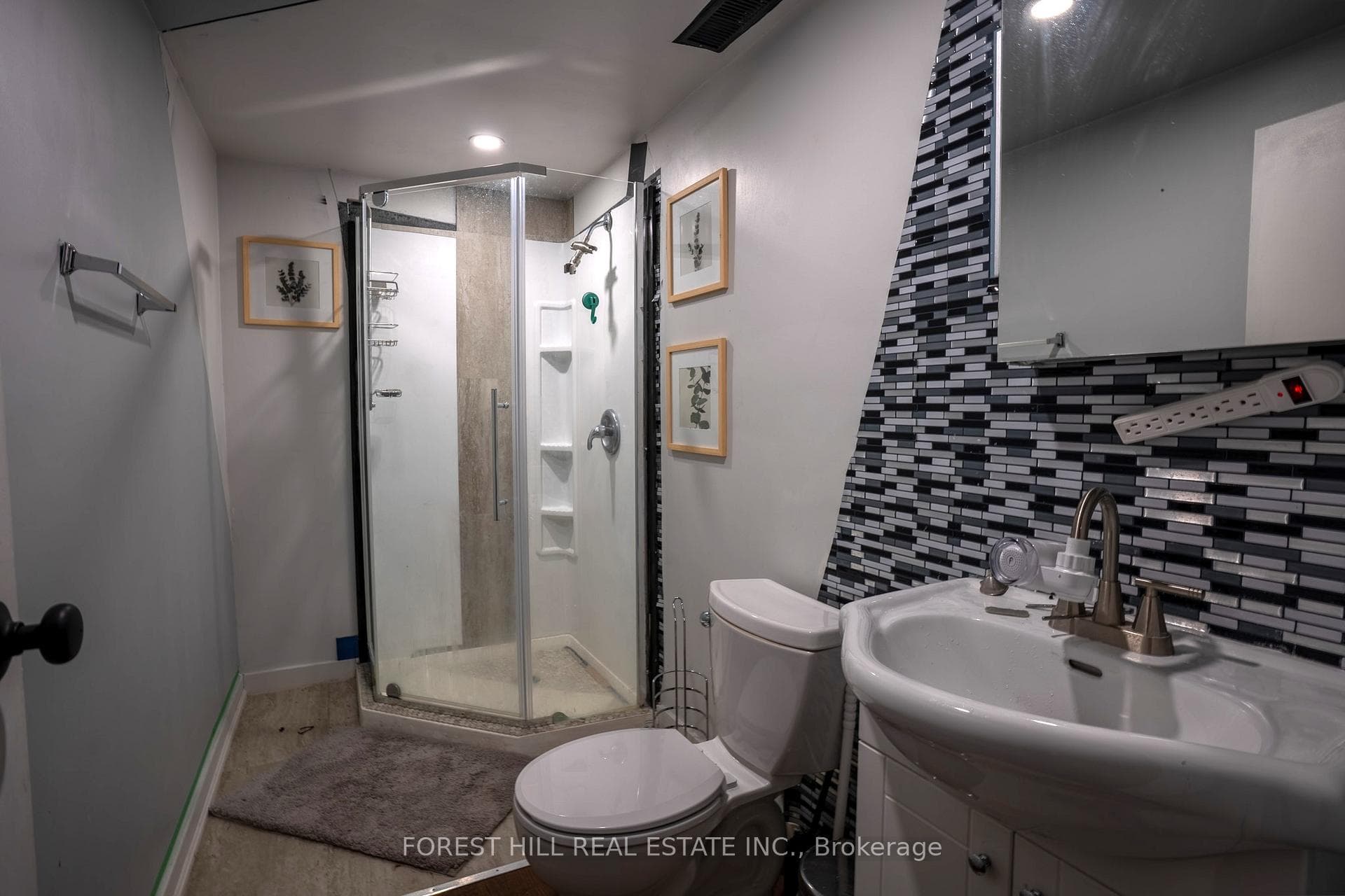 170 Bogert Avenue photo 10
