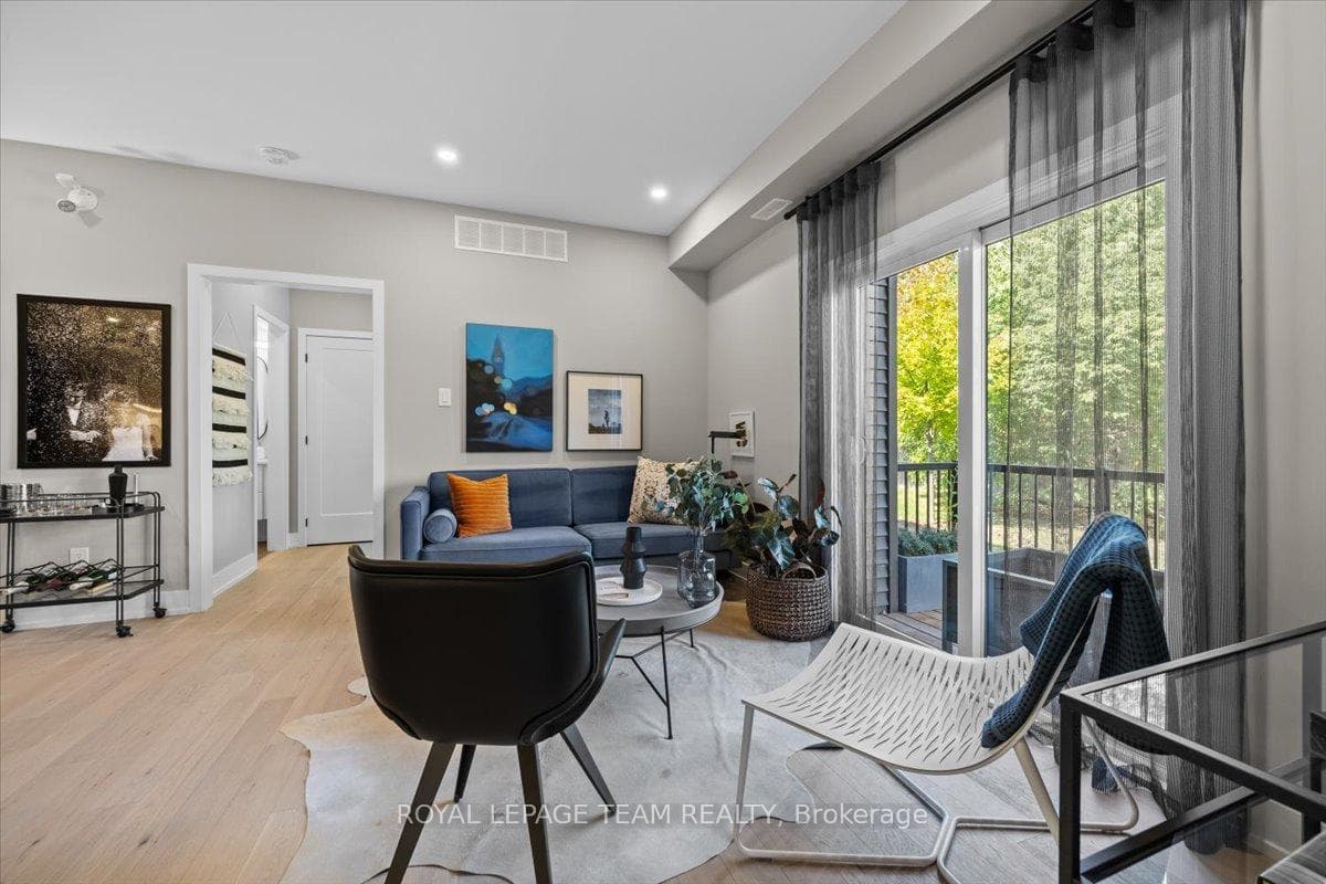 Images provided to showcase builder finishes only