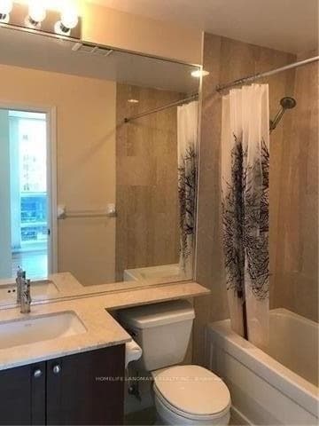 761 Bay Street Unit 3205 photo 5