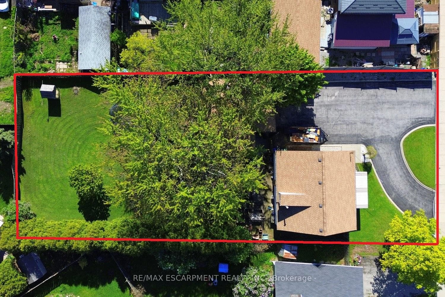 647 Limeridge Road photo 30