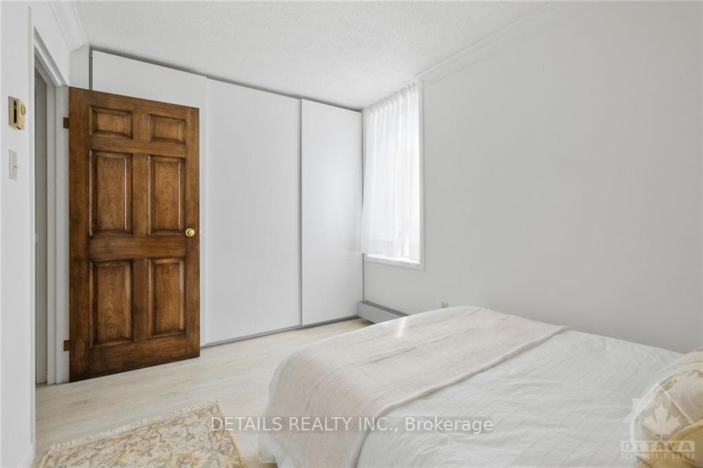 1177 BELANGER Avenue Unit 203 photo 20