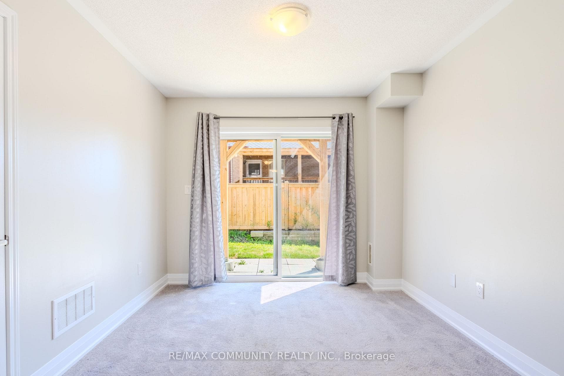 823 Atwater Path photo 5