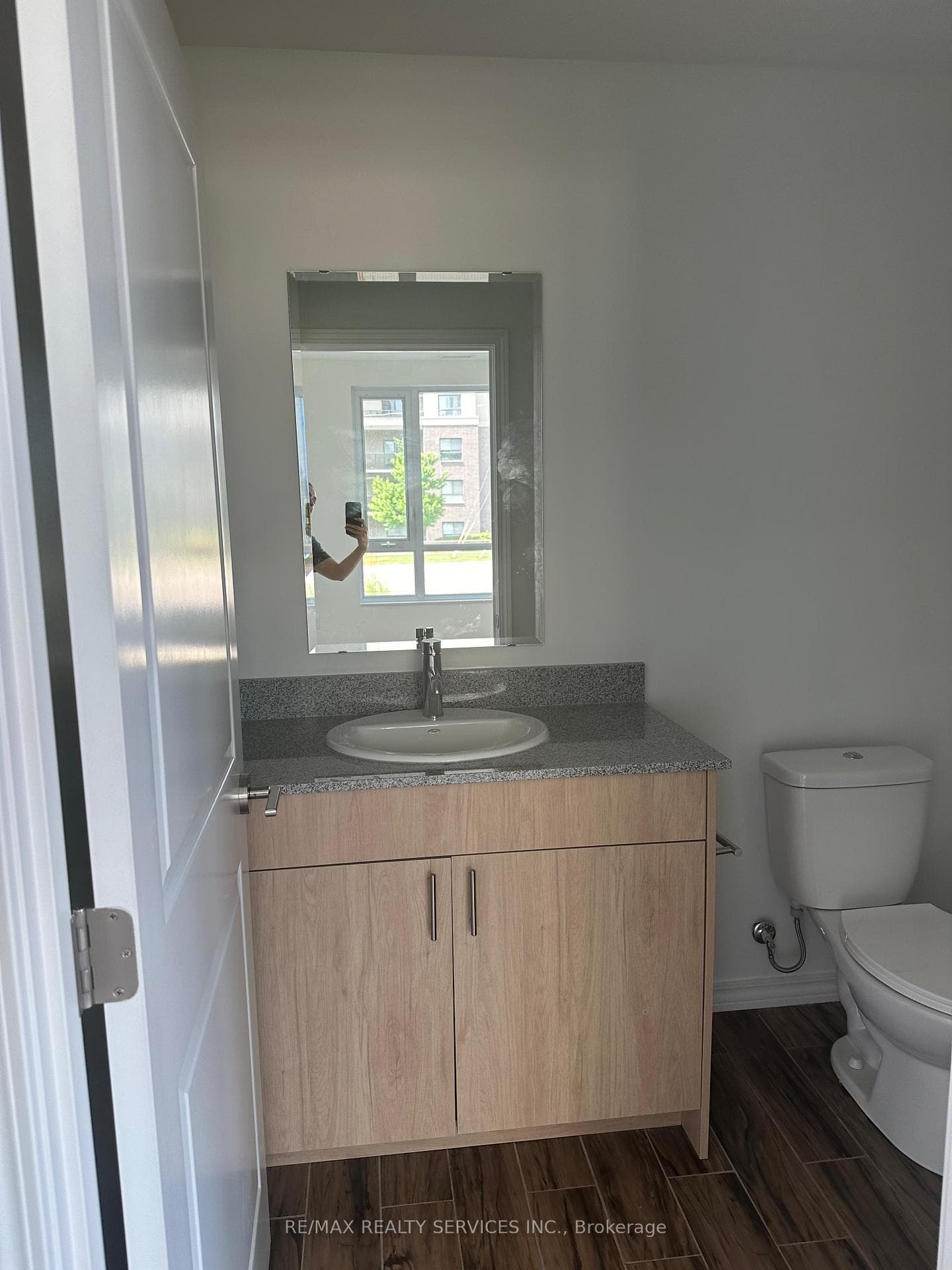 181 Elmira Road Unit 114 B photo 10