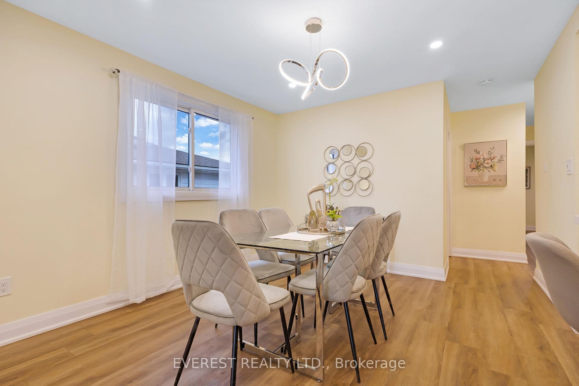 27 Lavina Crescent photo 15