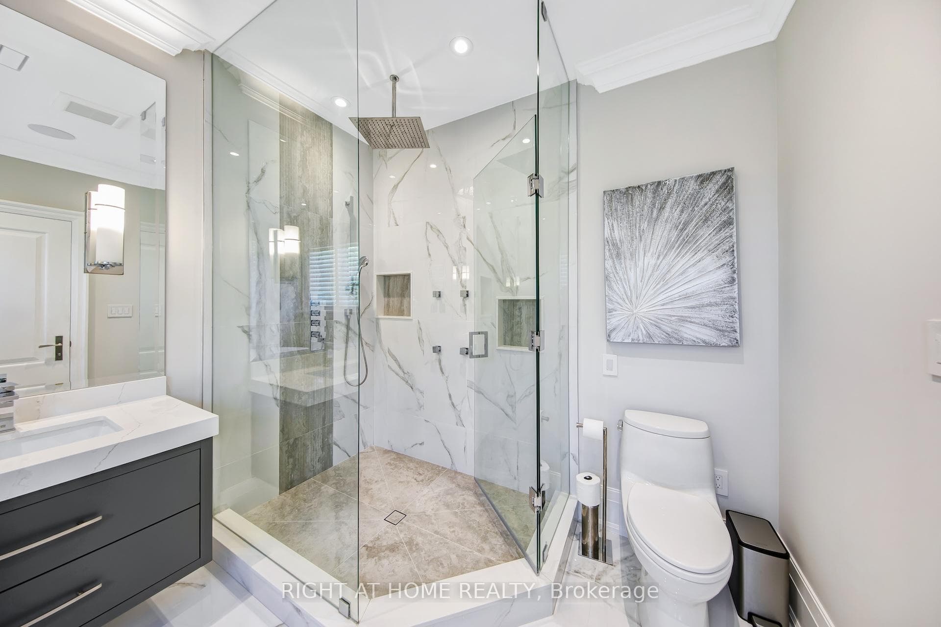 484 Avonwood Drive photo 23