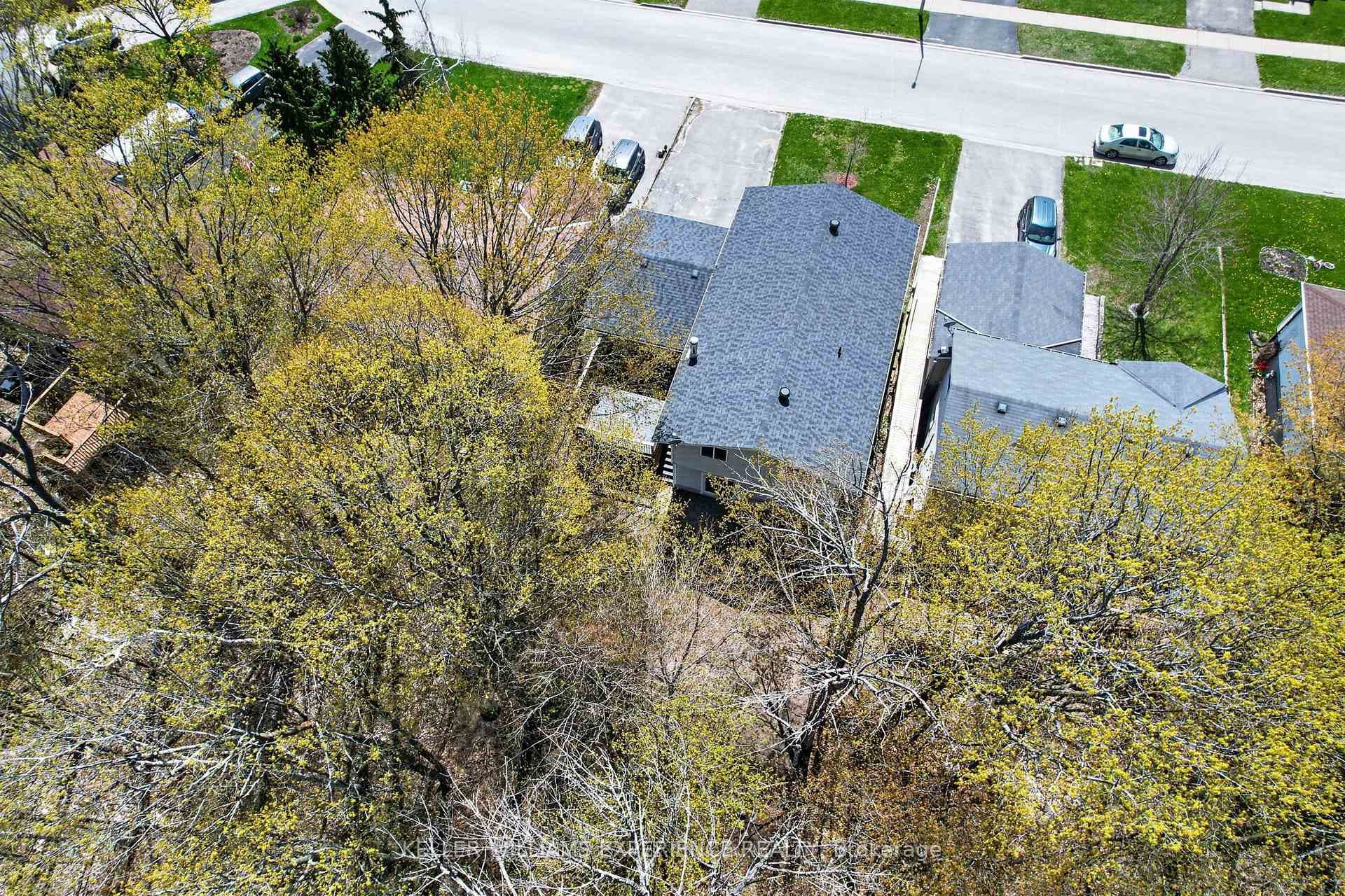 645 Bayview Drive photo 22