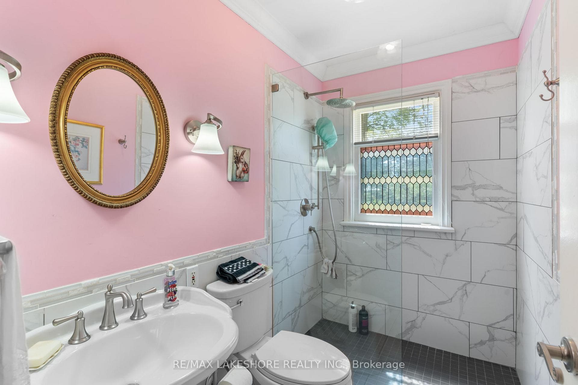 48 Coverdale Avenue photo 17