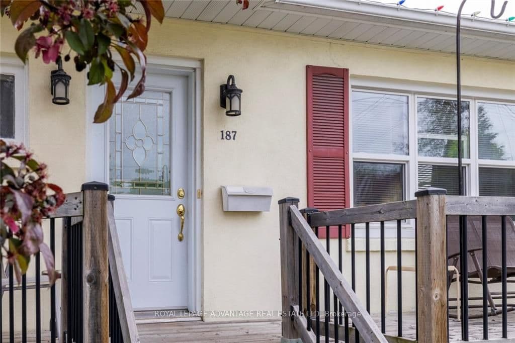 187 BROCKVILLE Street photo 3