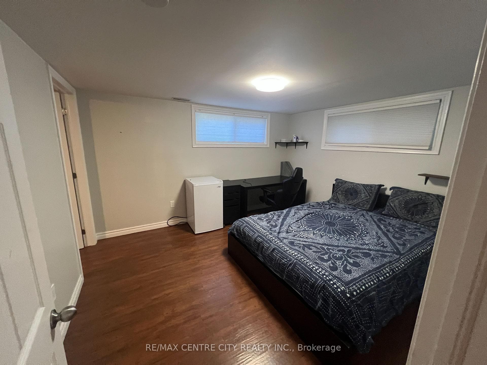 74 Brentwood Crescent photo 34