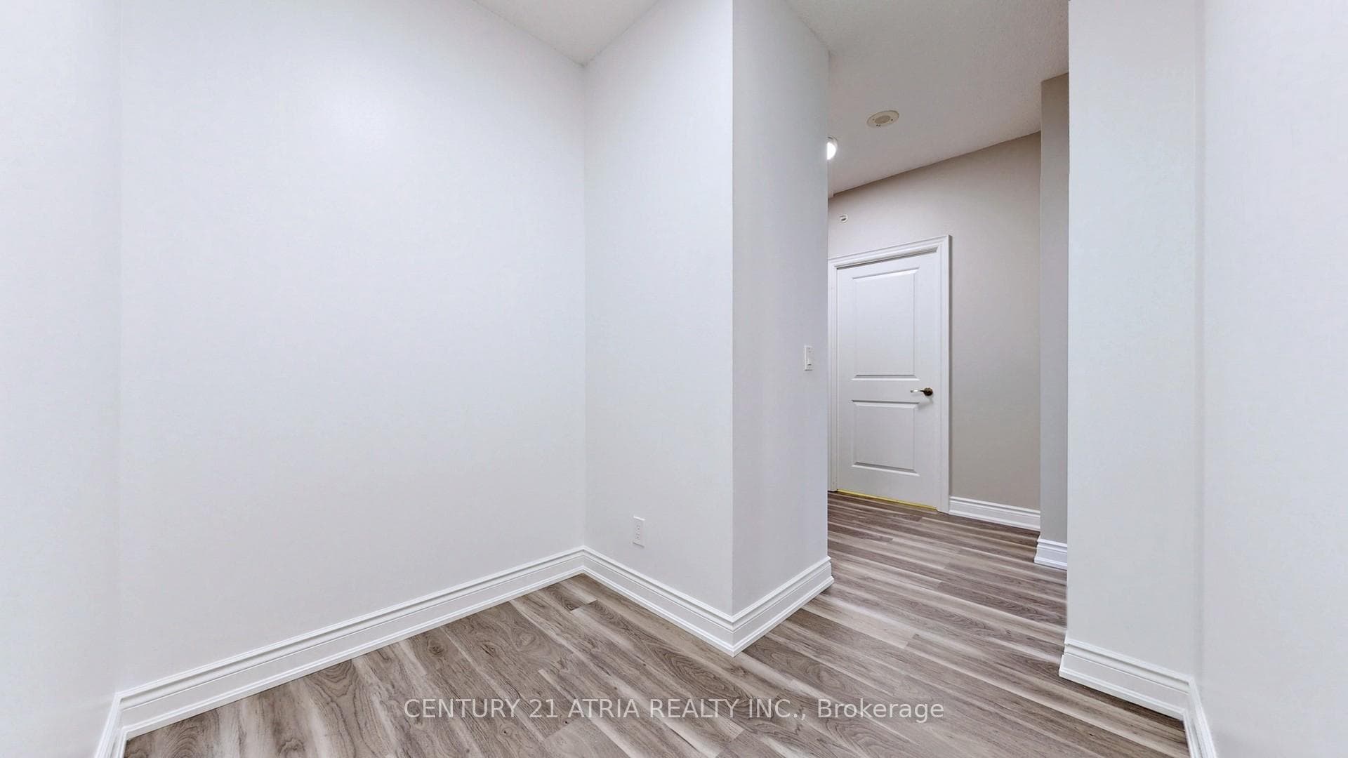 89 South Town Centre Boulevard Unit 1603 photo 10