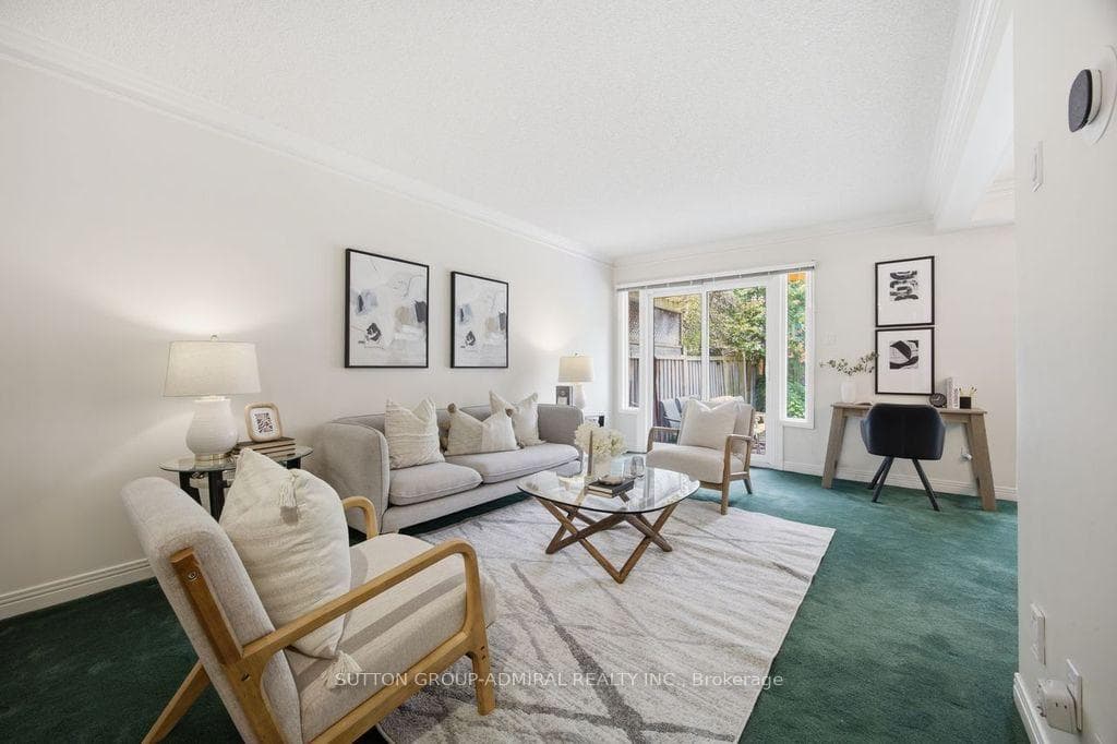 47 Brownstone Circle photo 13
