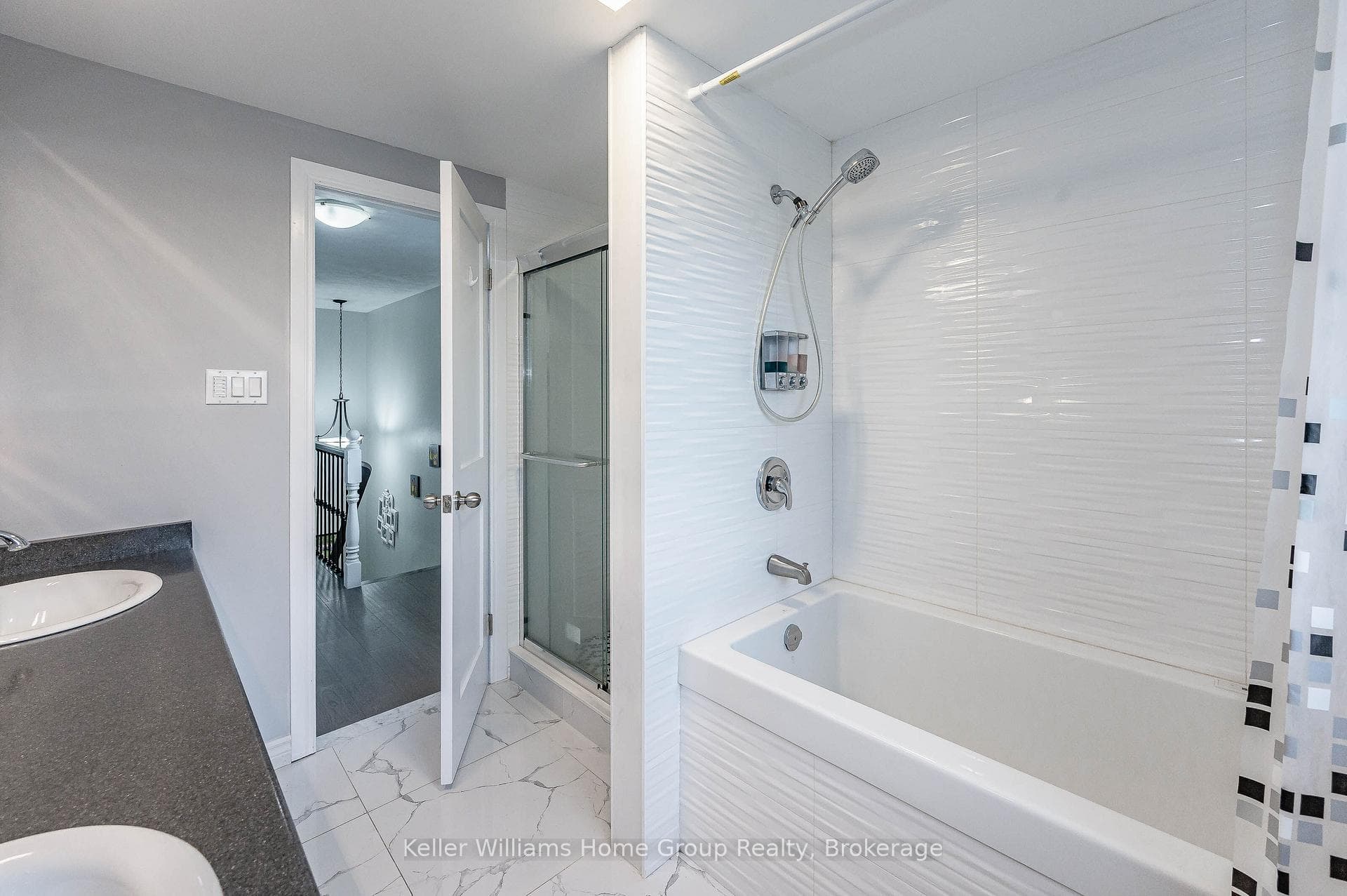 8 Joyce Place photo 25