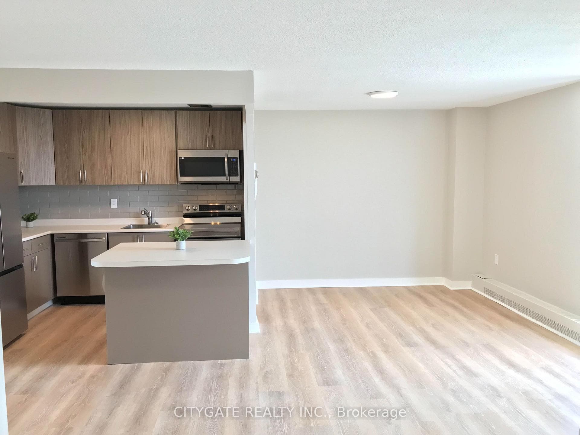 1100 Caven Street Unit PH 10 photo 4
