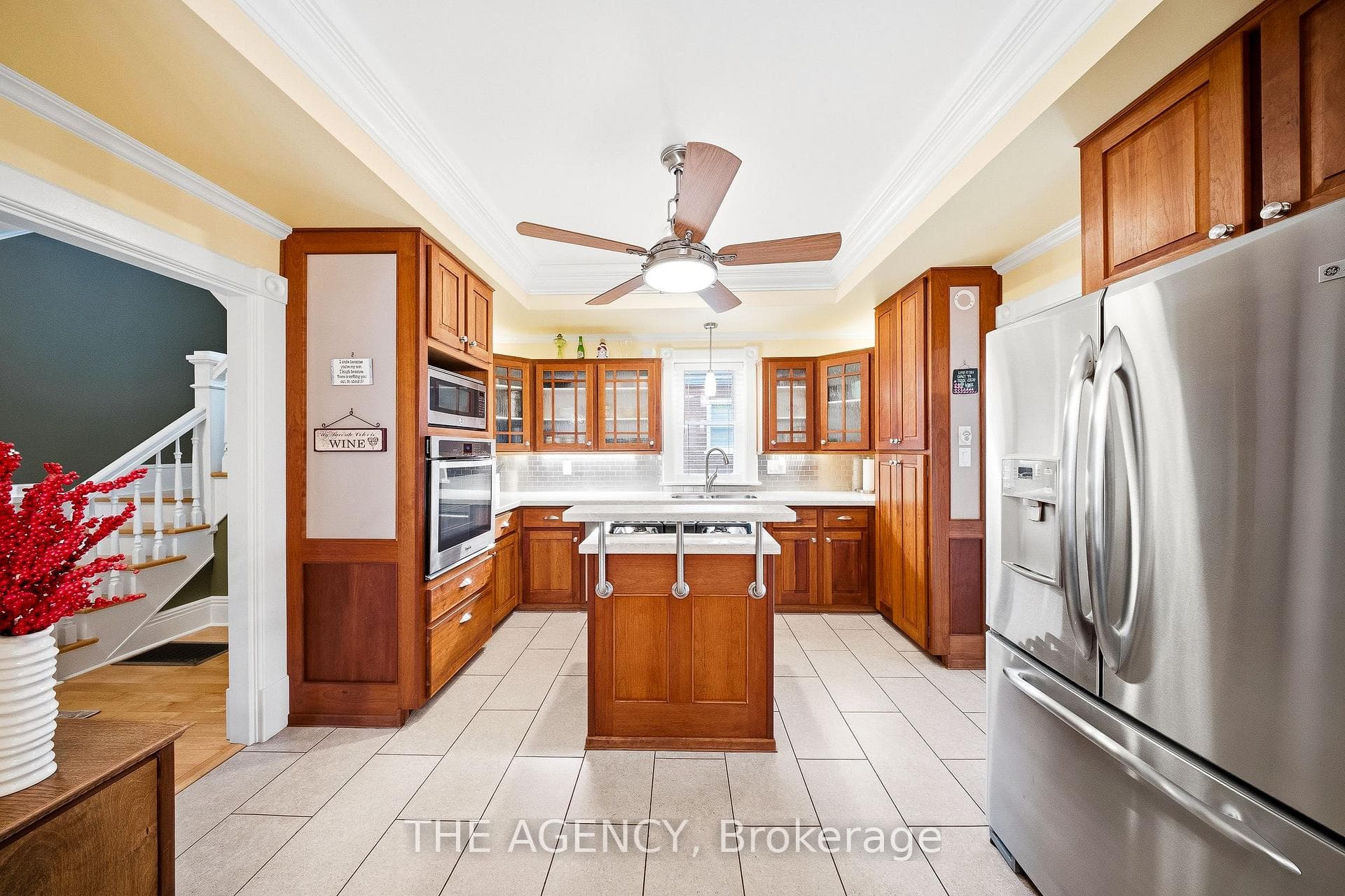 750 Vine Street photo 13