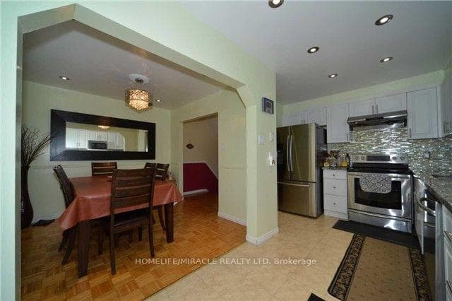 6444 Finch Avenue Unit 194 photo 3