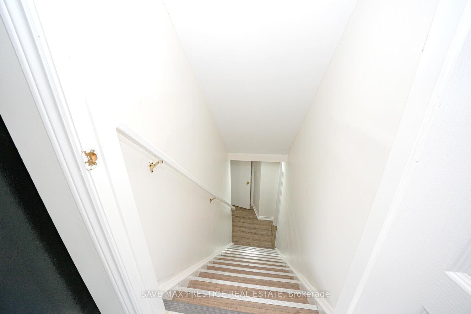 41 Springhurst Avenue photo 24