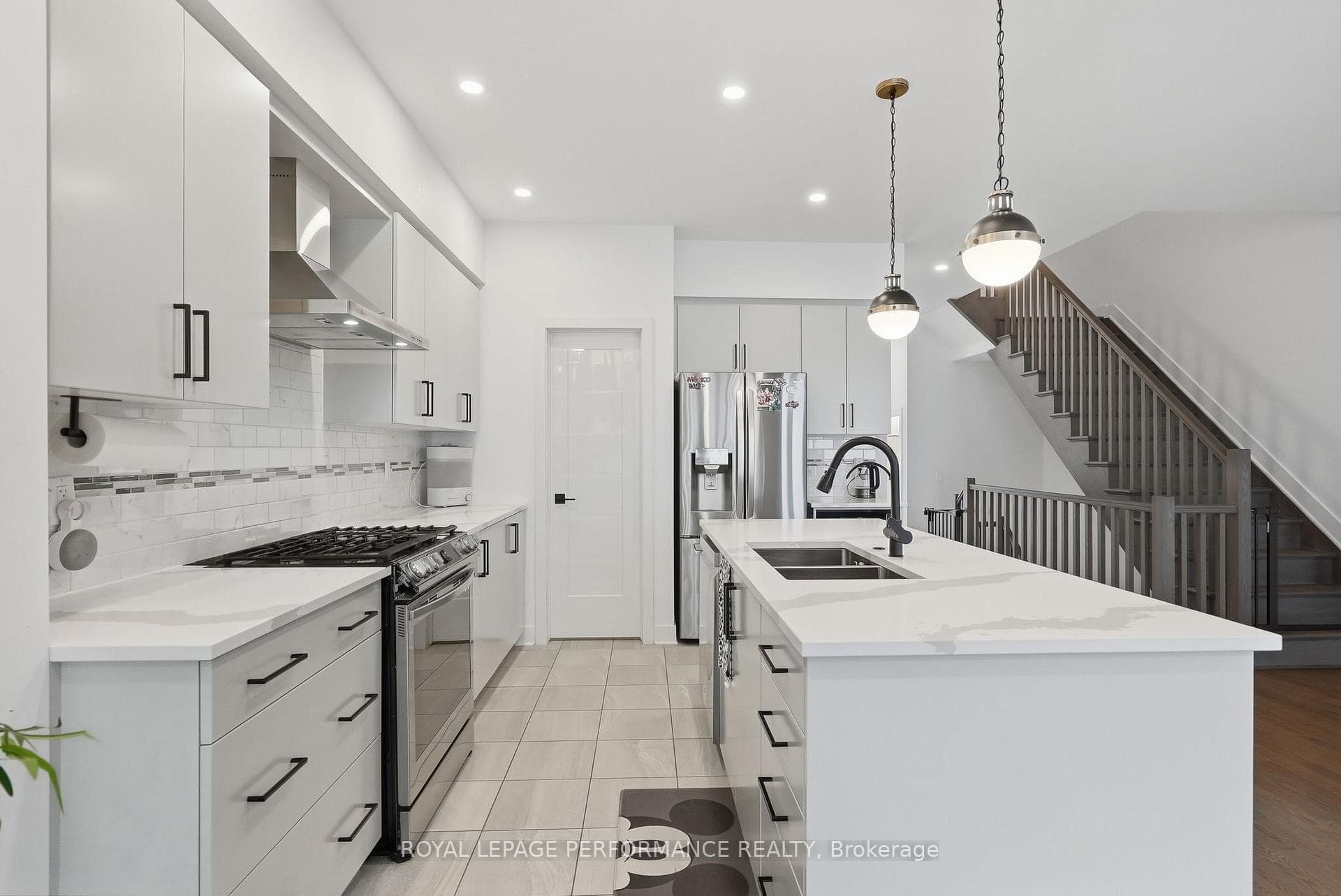 602 Cordelette Circle photo 7