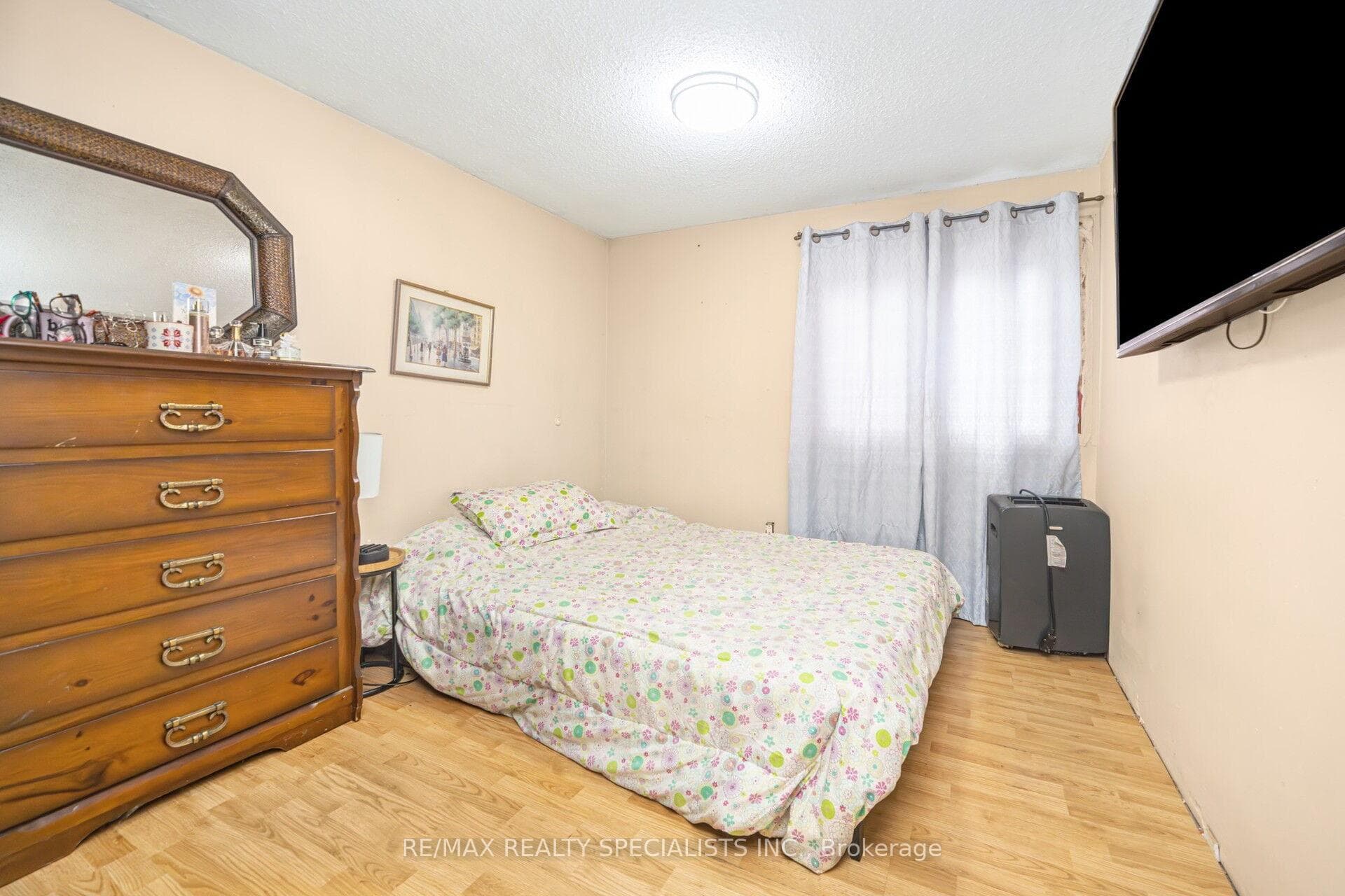 19 Gatsby Square photo 21