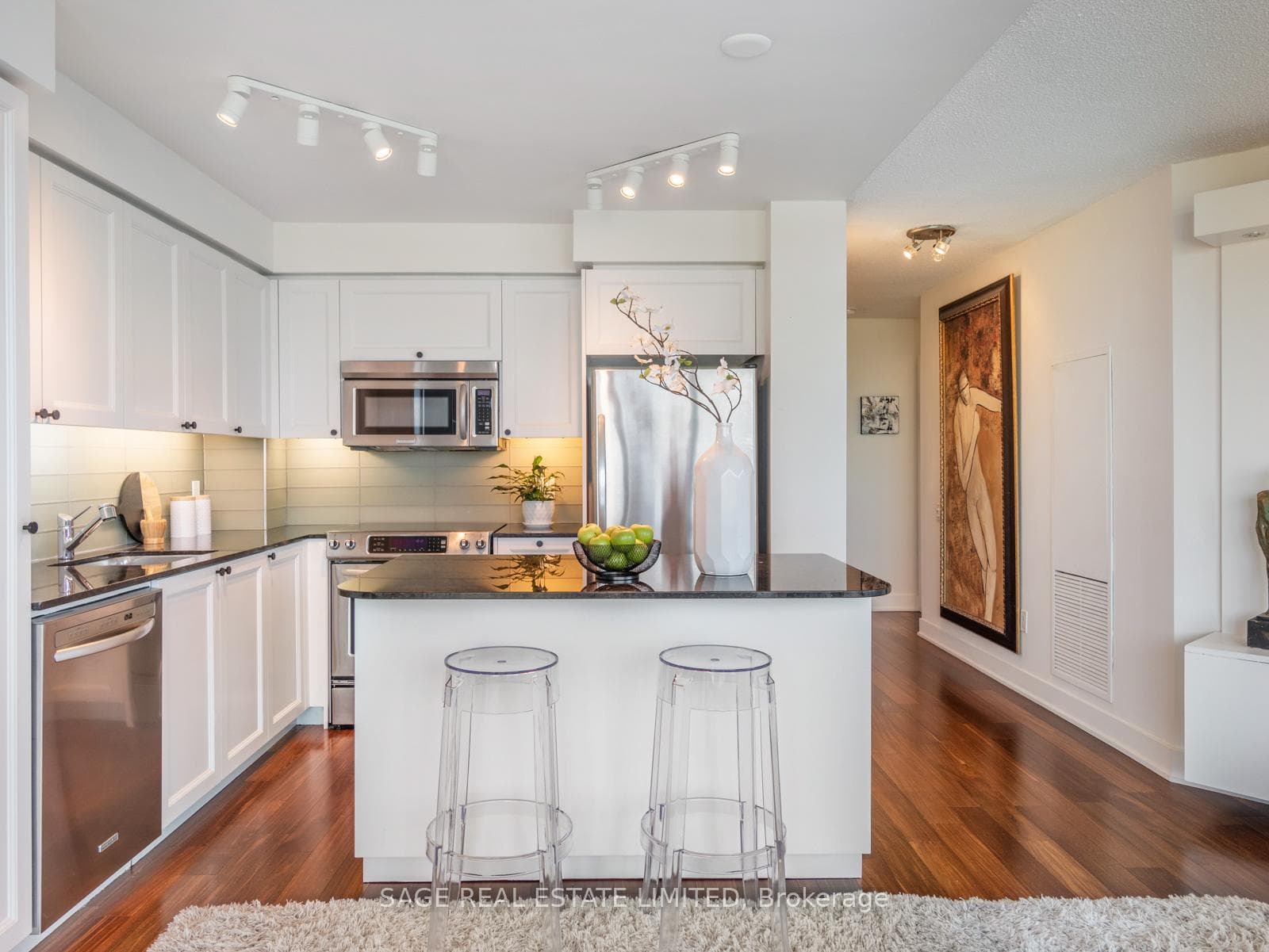 1048 Broadview Avenue Unit 1201 photo 10