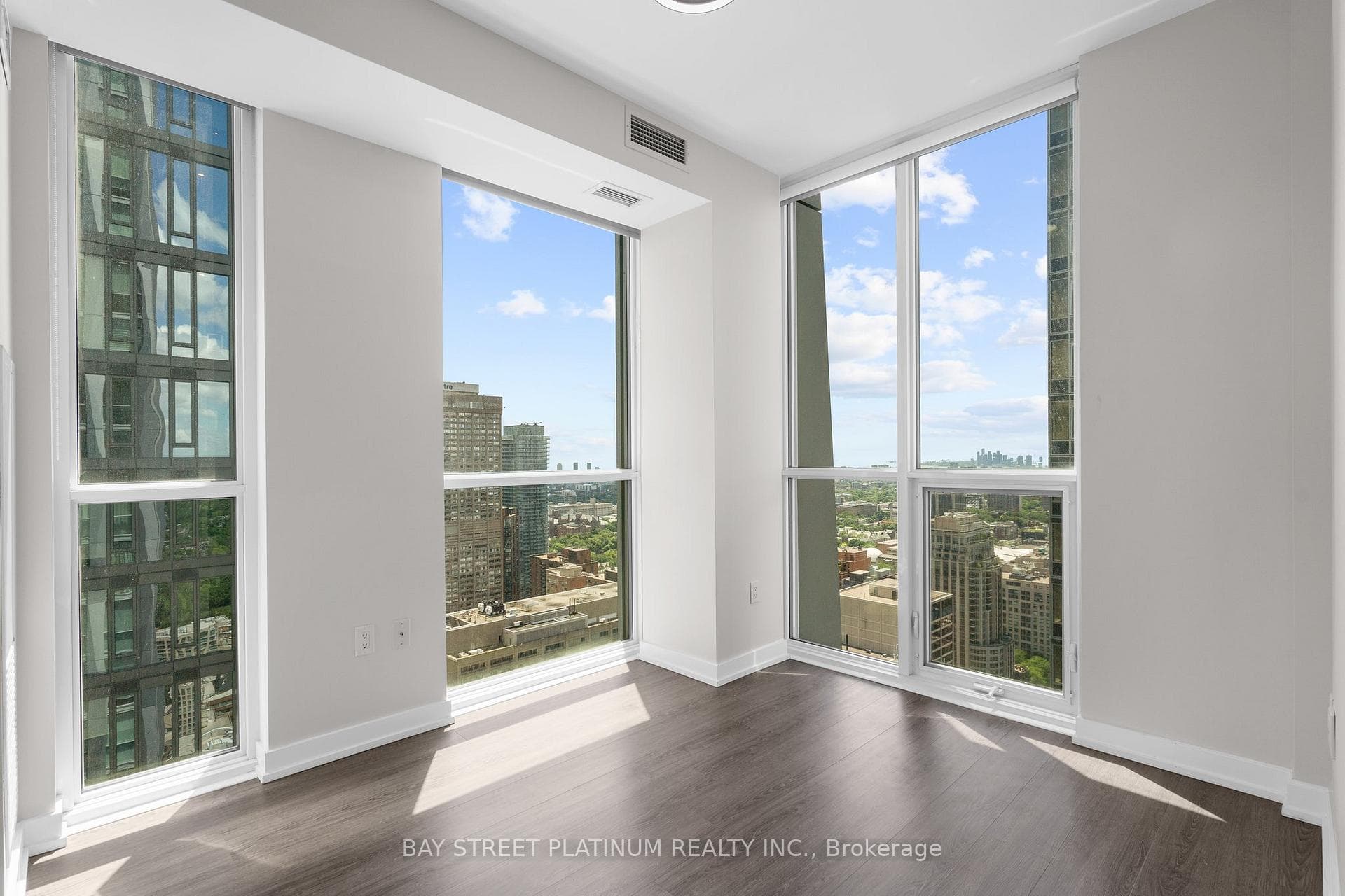 1 Yorkville Avenue Unit 4002 photo 20